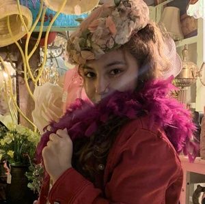 Meet your Posher, Kendra